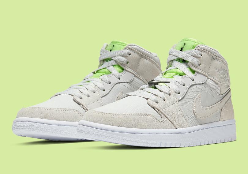 Air-Jordan-1-White-Green-CV3018_001-5