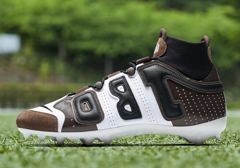 obj-uptempo-cleat-travis-scott-aj1-photos-1