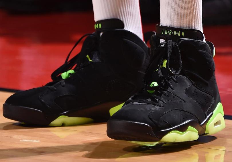 pj-tucker-air-jordan-6-oregon-ducks-1