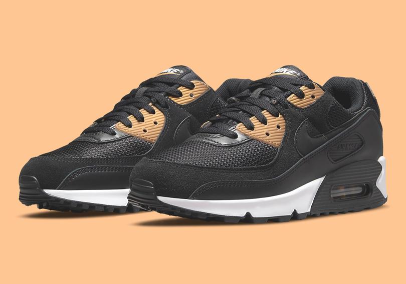 nike-air-max-90-black-gold-DM7557-001-7