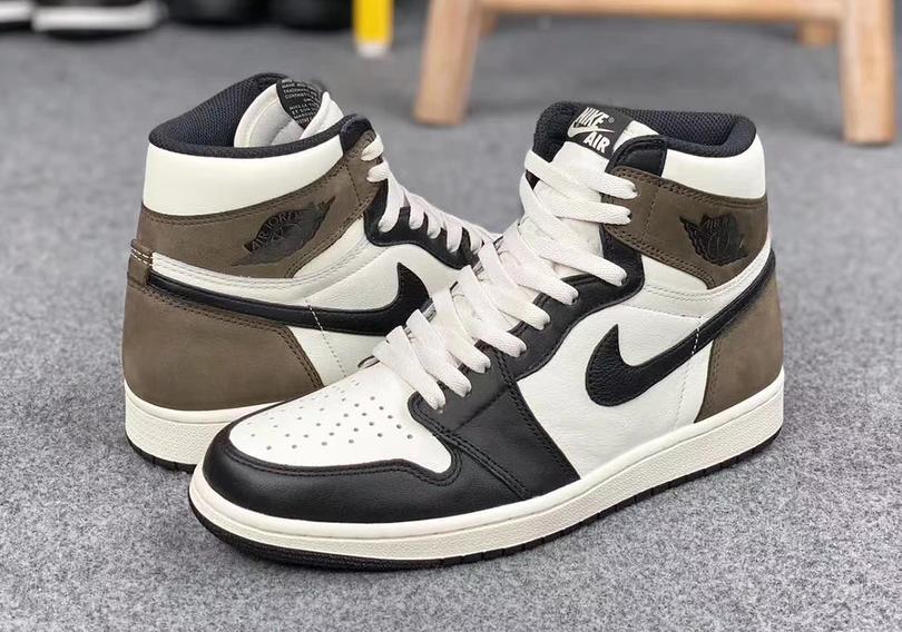 air-jordan-1-retro-high-og-sail-dark-mocha-black-555088-105-1